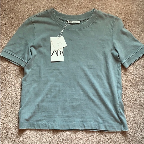 Zara Tops - Zara T Shirt